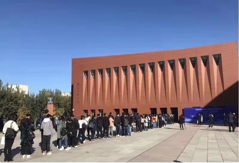 mg冰球突破集团赴清华大学参与省国有企业人才智力引进互换会 150余人意向应聘