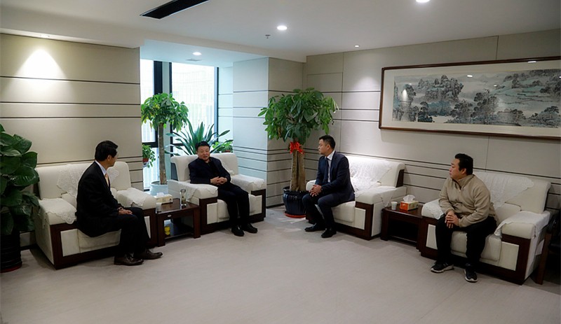 ����������ձ����Ϲ������չ�˾�д���