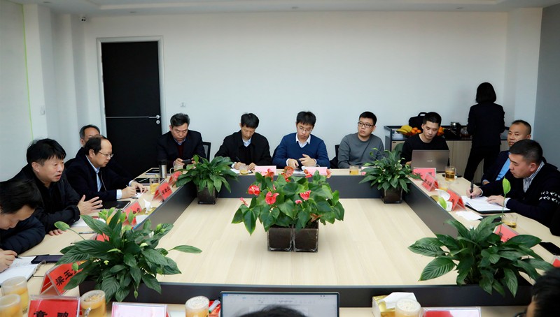 ���������ϻ�������к�«�������༯�д��óͷ���Ŀ