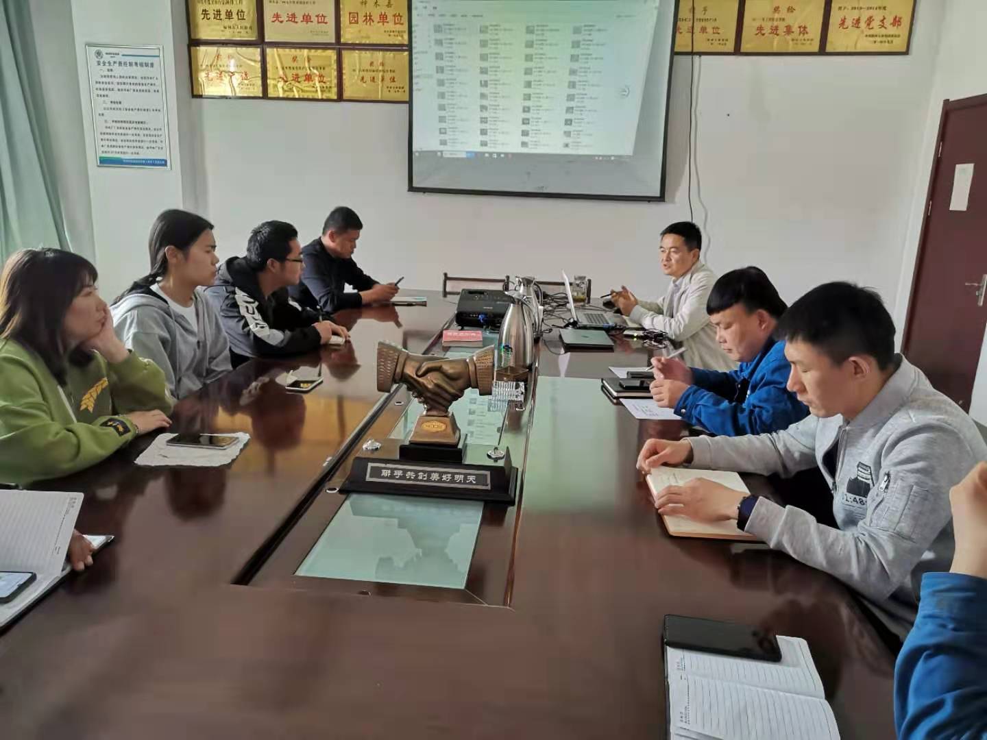 ˮ���ι�˾�ԡ��徲���+��ѵָ����ģʽ�ƶ������Ų�����