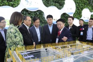 ����ʡ�˴�ί�ḱ���Ρ�ʡ�ܹ�����ϯ����Ϊһ�������ҹ�˾��ֱ���Թ�����