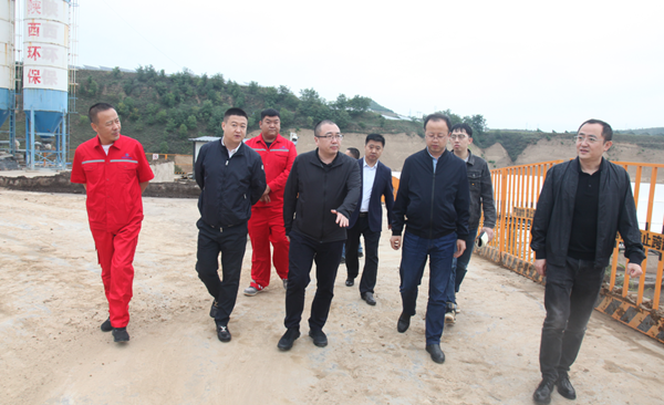 ���Ź�˾�򵼵�������˾�����̷ϴ��óͷ�վ����ǰ�徲��������