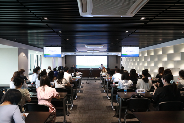 mg����ͻ�Ƽ��ž��е���ʵ����ѵ